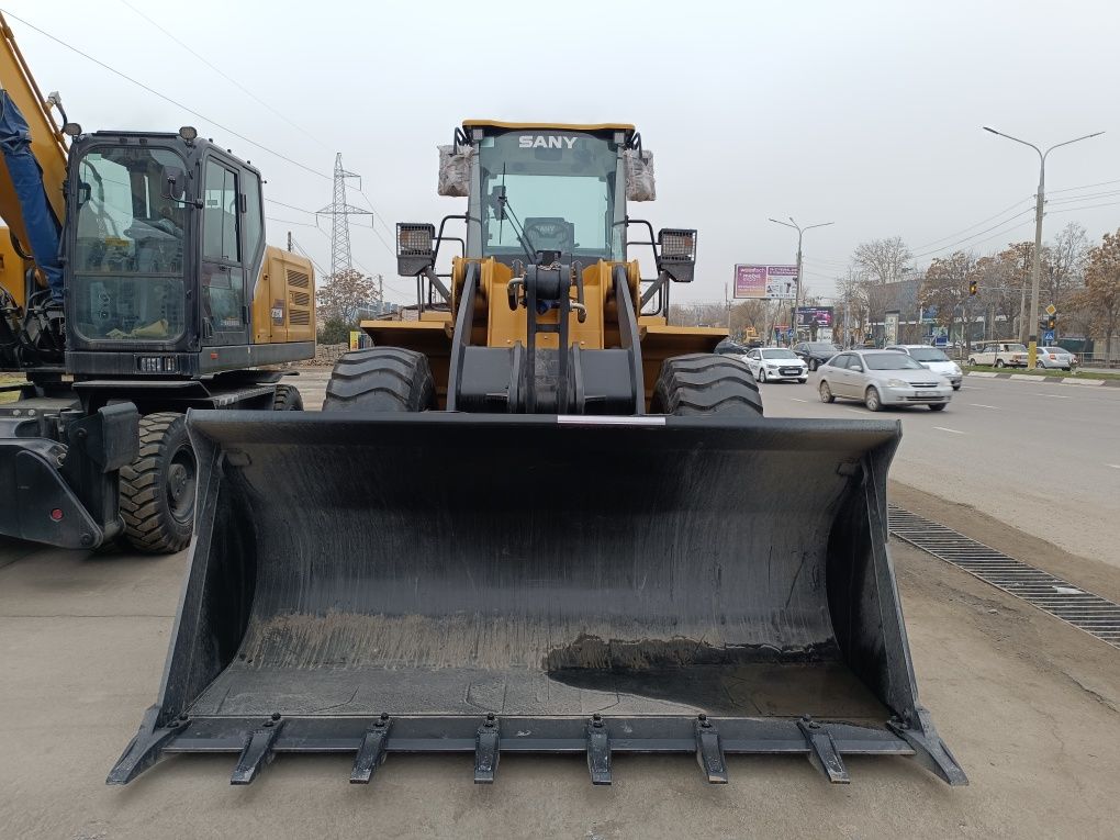 SANY Погрузчик фронтальный 3.2 куб #спецтехника в наличии
