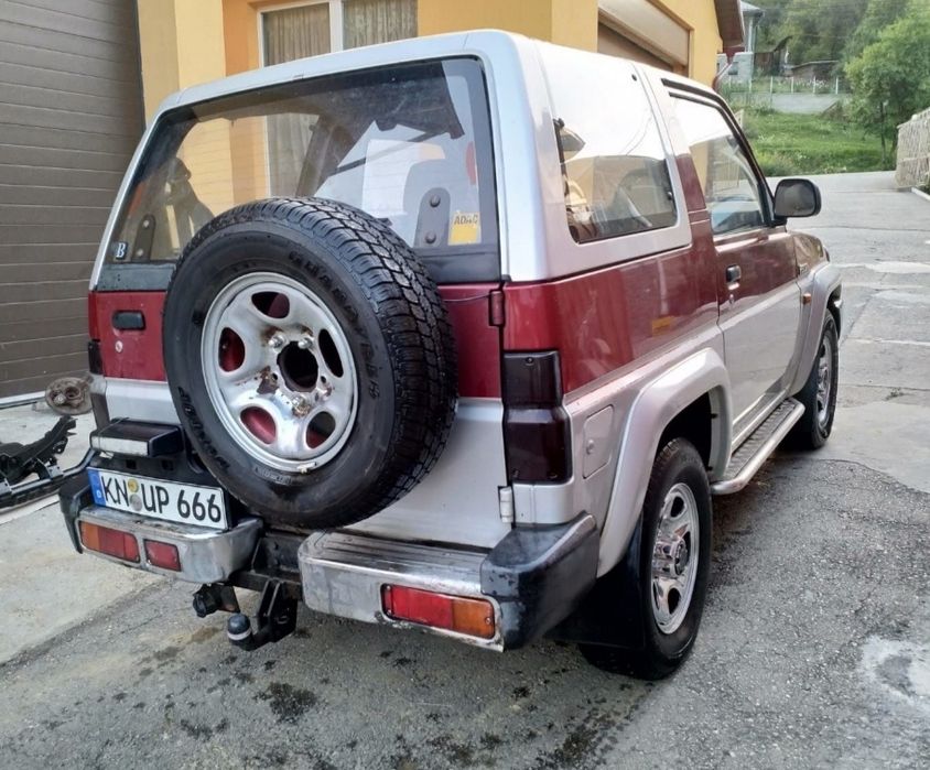 Bara fata crom / cromata daihatsu feroza 1.6 i 16 v