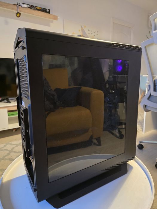 Carcasă Aerocool C7 P1
