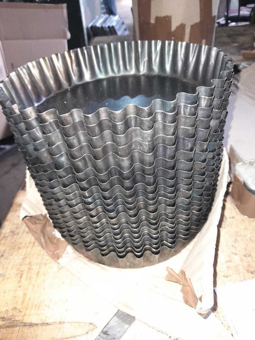 Tavi pizza , perforate si neperforate  rotunde