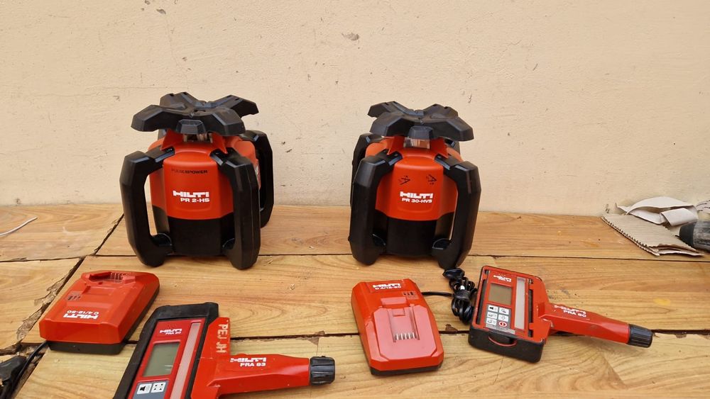 Nivela laser Hilti PR 2 - HS  / PR 30 - HVS