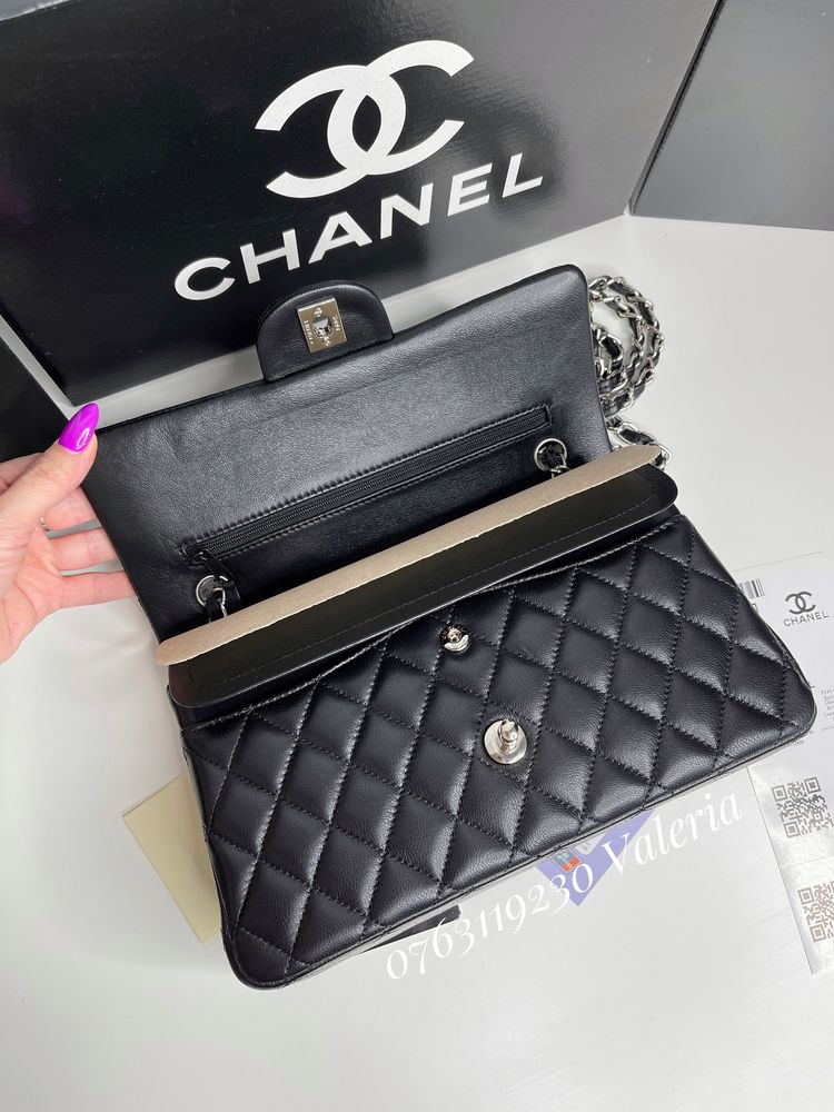 Geanta Chanel 2.55 Lambskin Classic Double Flap