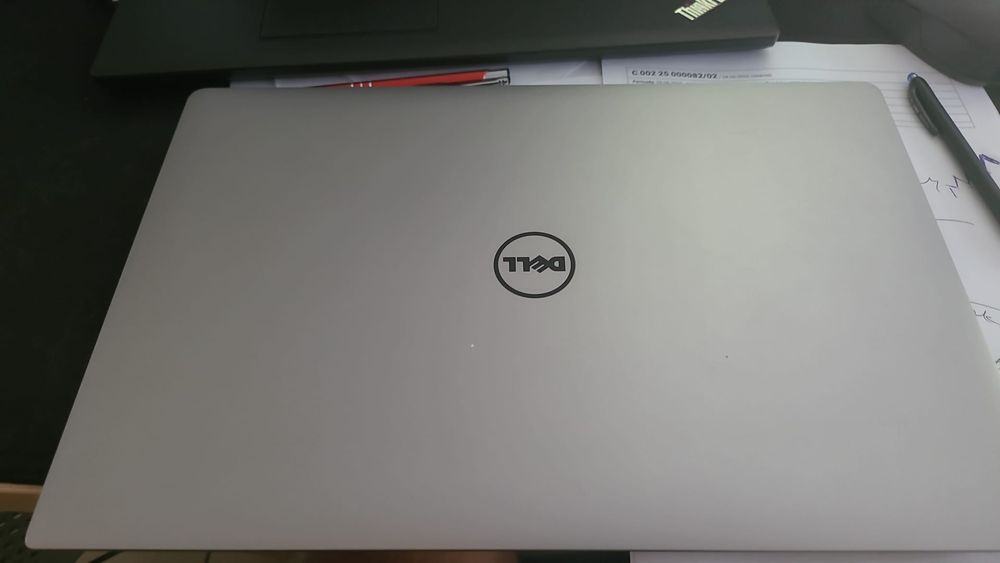 Laptop Dell XPS 15 9560