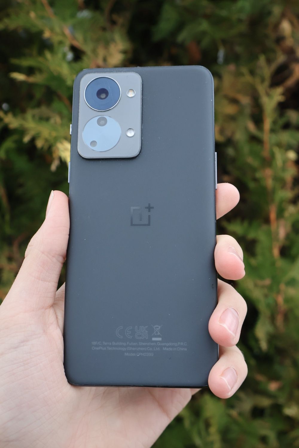 OnePlus Nord 2t.