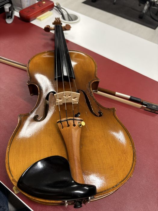 Vioara copie Stradivarius din anul 1713