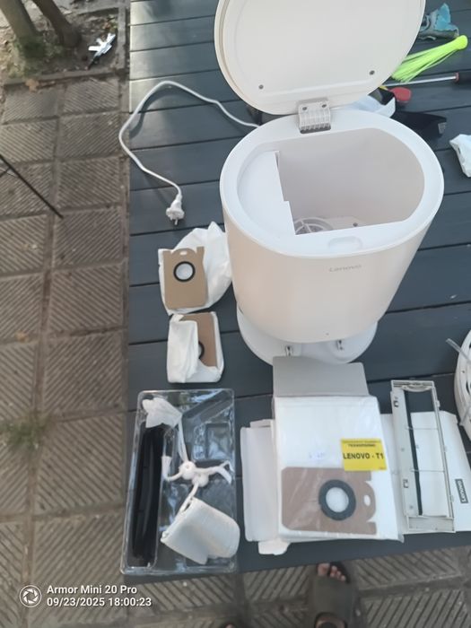 Lenovo Прахосмукачка Робот