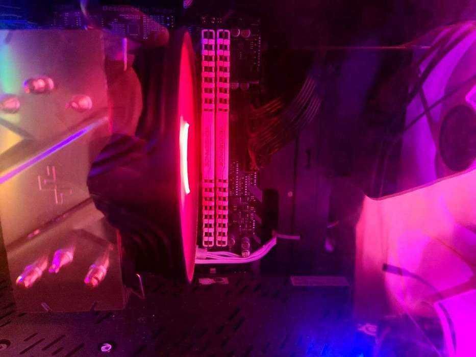 Мощный игровой компьютер, для работы с программами и игр.