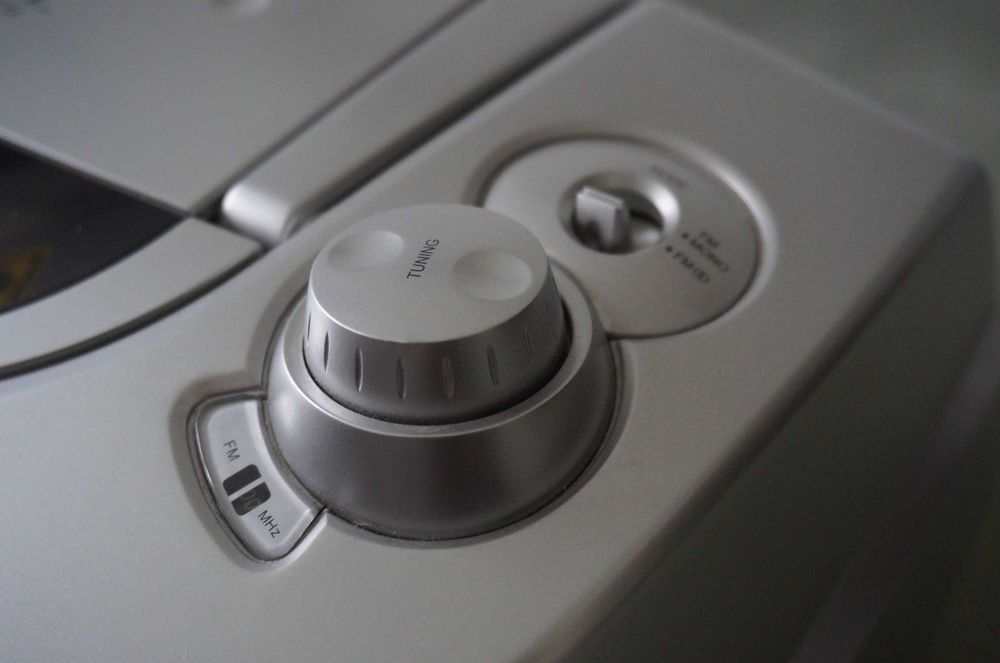 Radio-CD-Cass TCM cu baterii/alimentare priza