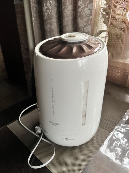 Продам квлажнитель аоздуха.