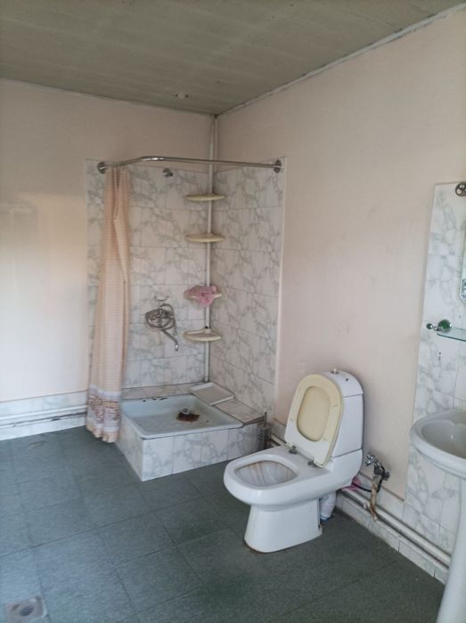 5,5 сотих ҳовли ер нархида