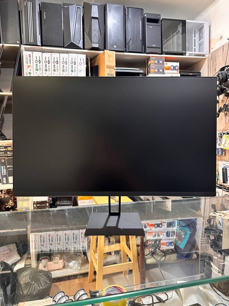 Redmi 27" 100hz  Karobkasi bor