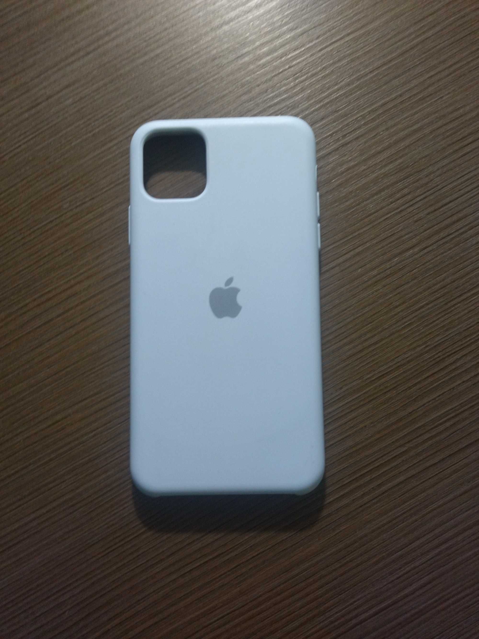 Schimb husa iPhone 11 pro max originala cu alta husa originala