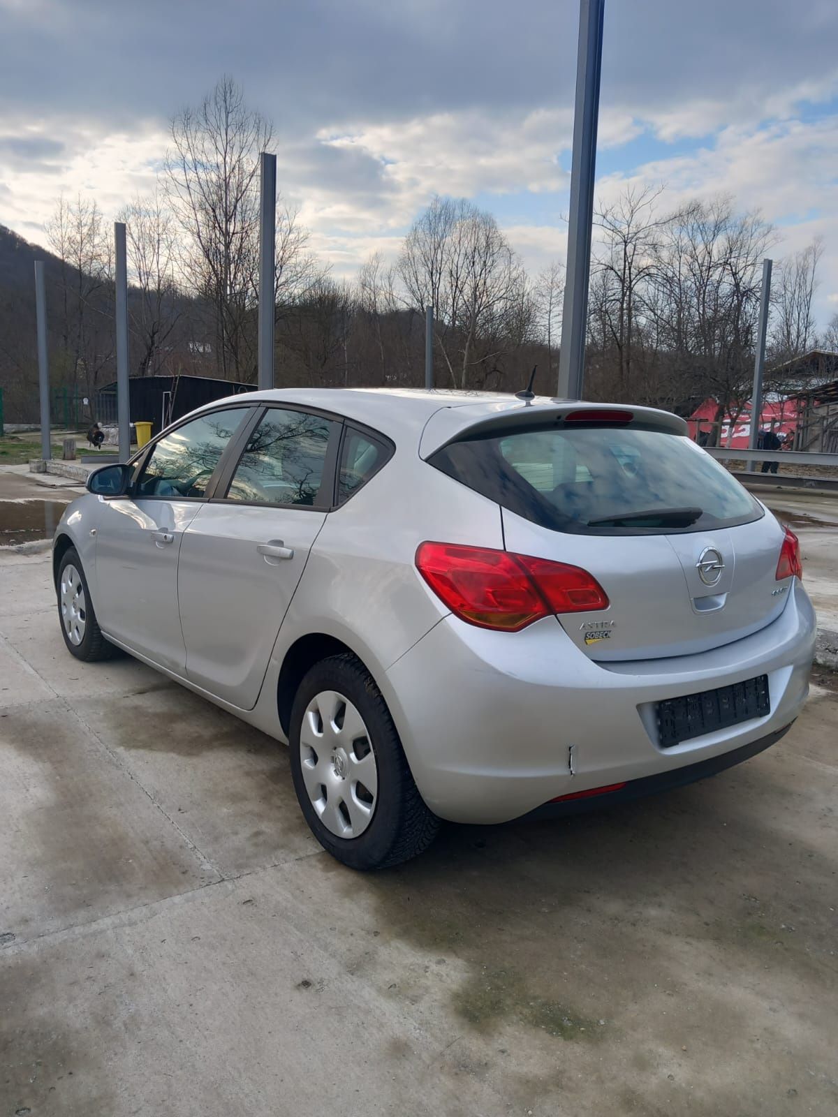 Opel Astra J 2010 1.4 benzina