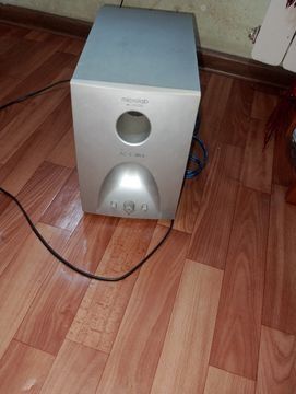 Сабвуфер Microlab мощный