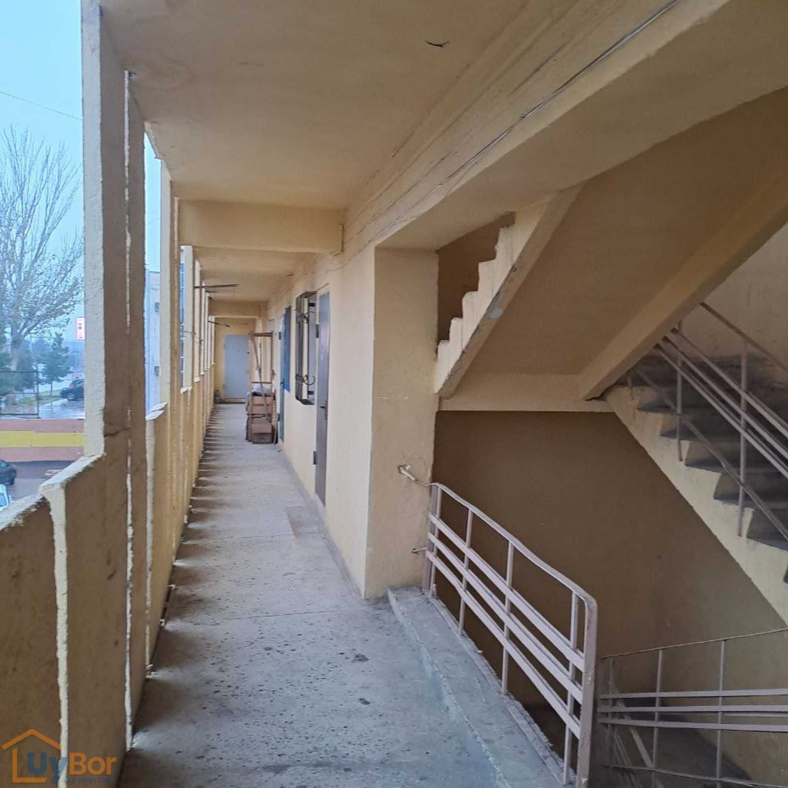 Bodomzor 1 xonali xonadon ijaraga beriladi
