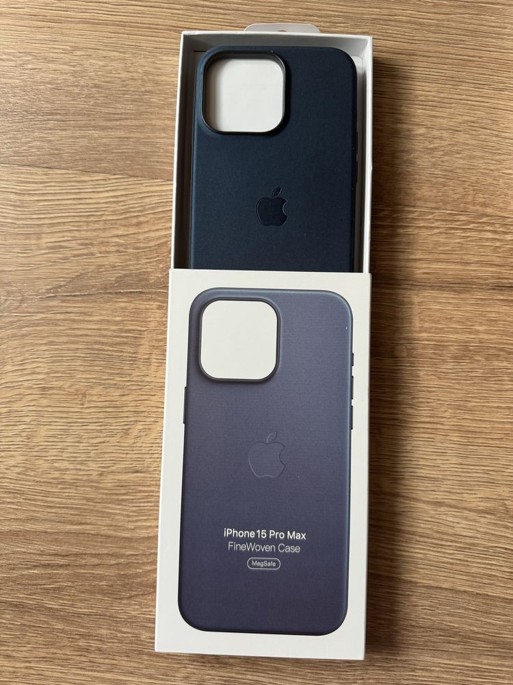 Husa de protectie Apple FineWoven cu MagSafe pentru iPhone 15 ProMax