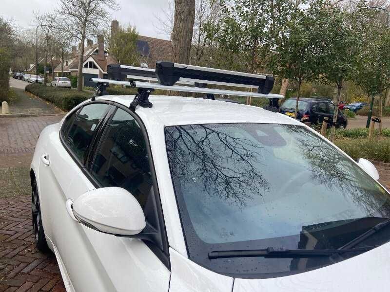 Багажник за Ски Скиноуборд HAKR за 6 чифта ски за напречни греди НОВ!