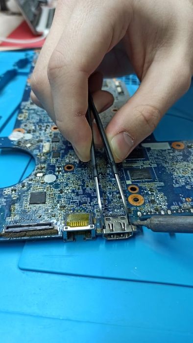 Замена и восстановление HDMI разъемов на ПК и ноутбуках
