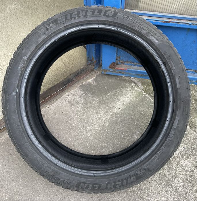 Michelin CrossClimate 2 245/40 R21