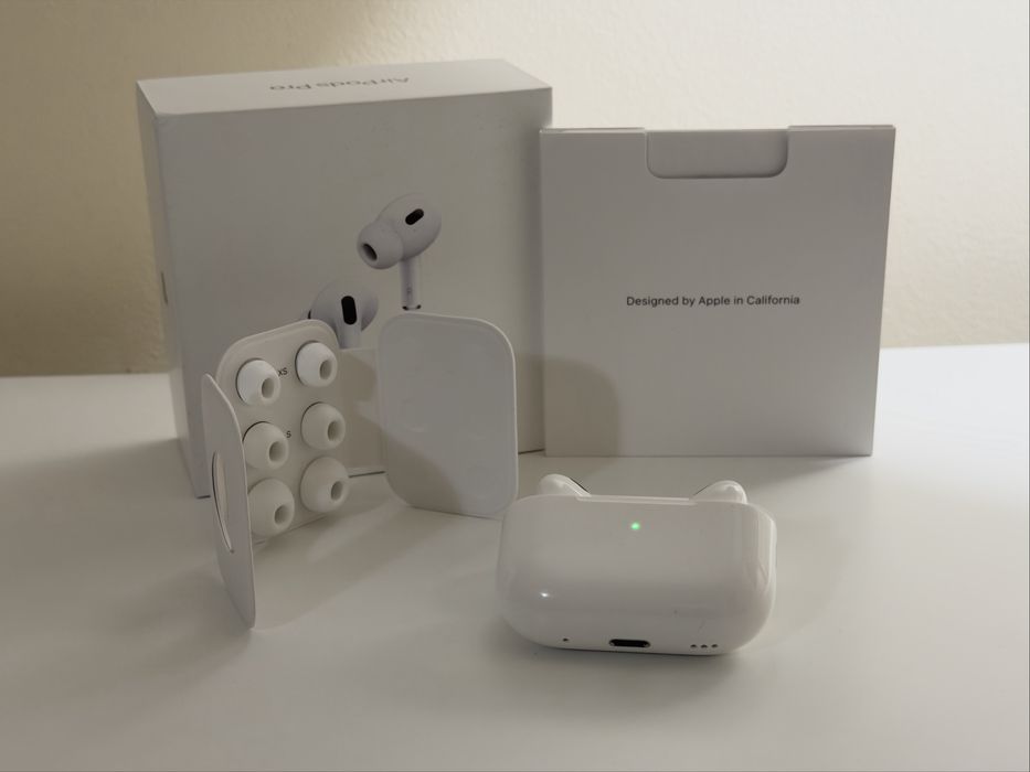 Apple AirPods Pro 2 – оригинални, перфектно състояние