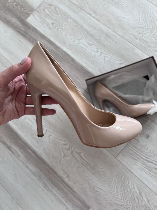 почти новые туфли