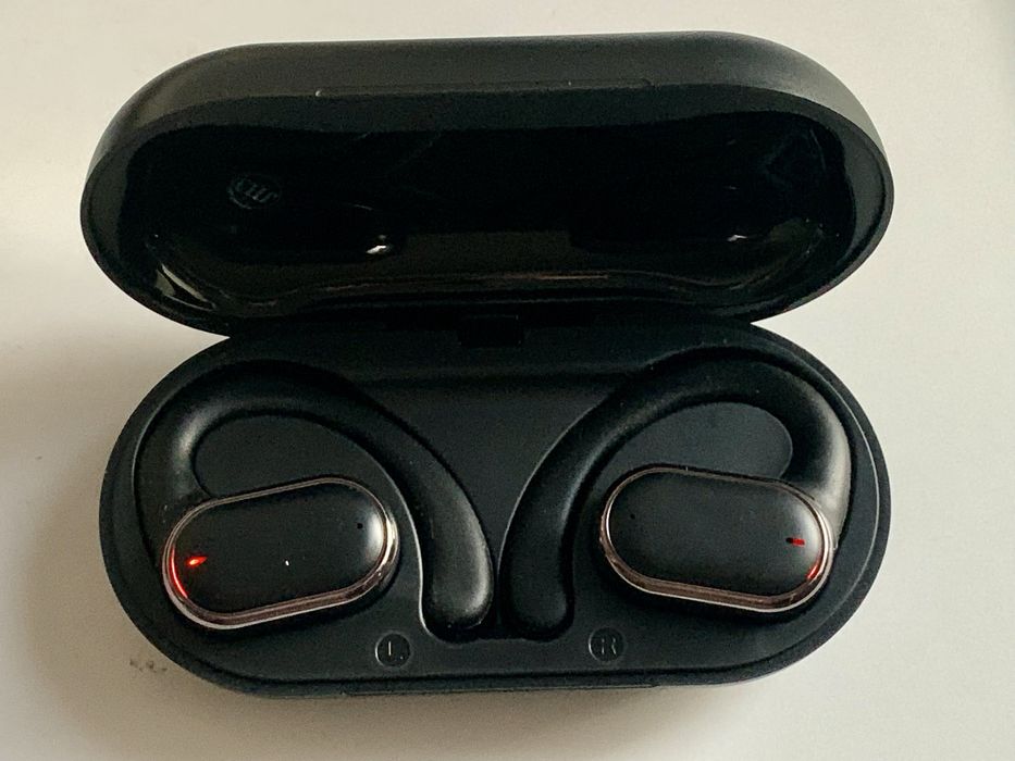 Casti sport wireless Bluetooth 5.3 model hanging