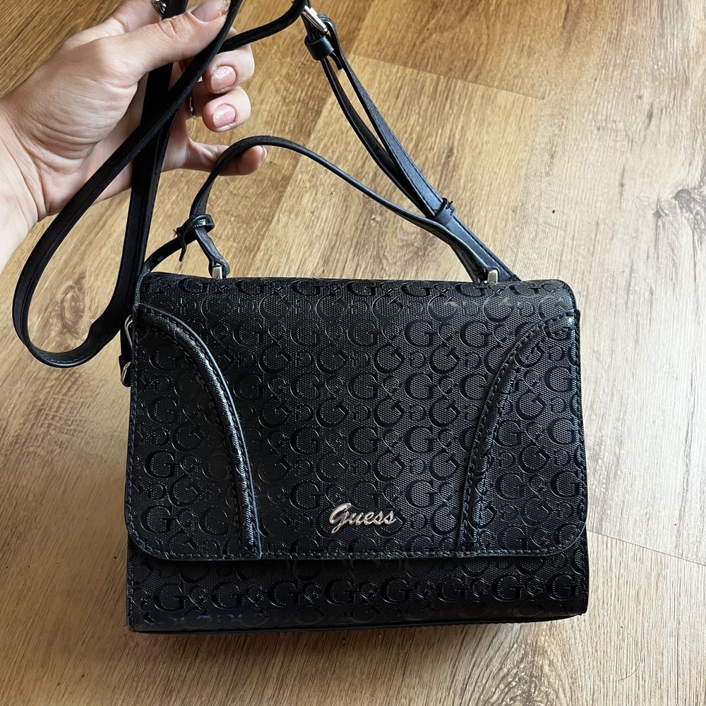 Колекция от дамски чанти Guess, Michael Kors, Calvin Klein и други
