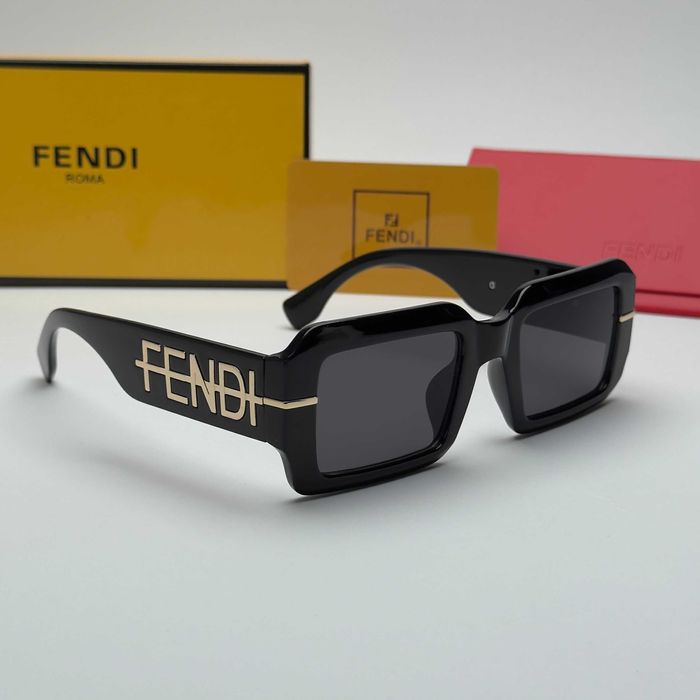 Слънчеви очила Fendi Bold Square Big Logo нови черно и бяло UV400 CE