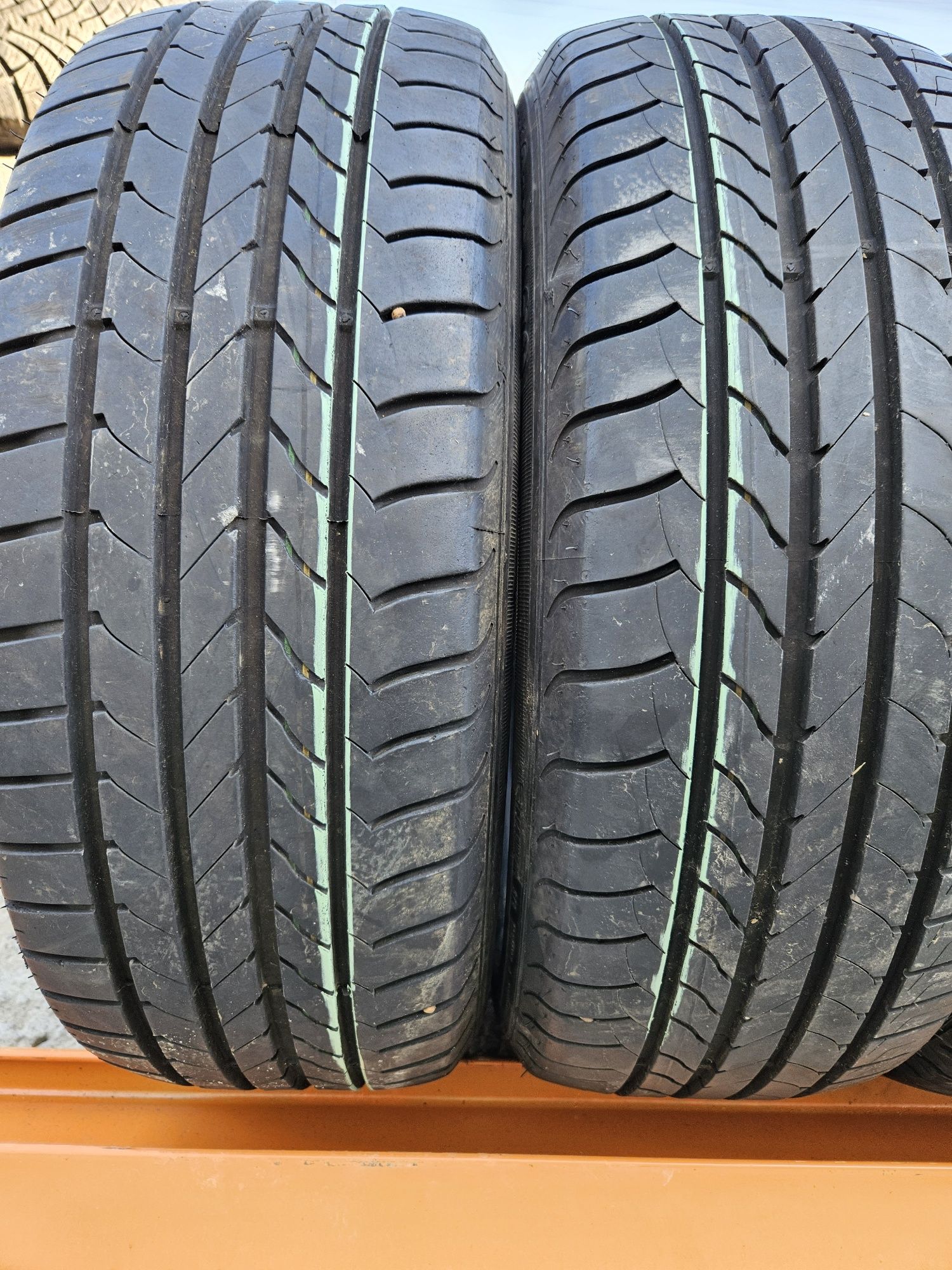 Vând anvelope vară 195/55/16 195/55r16 GOODYEAR