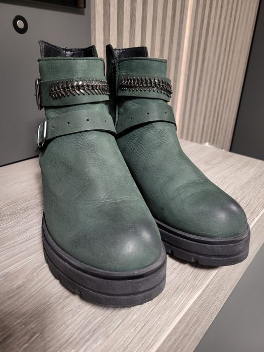 Ghete damă Benvenuti, mărime 38/39 , ca noi