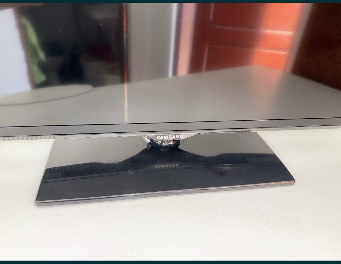 Televizor LED Samsung, 80 cm, Full HD