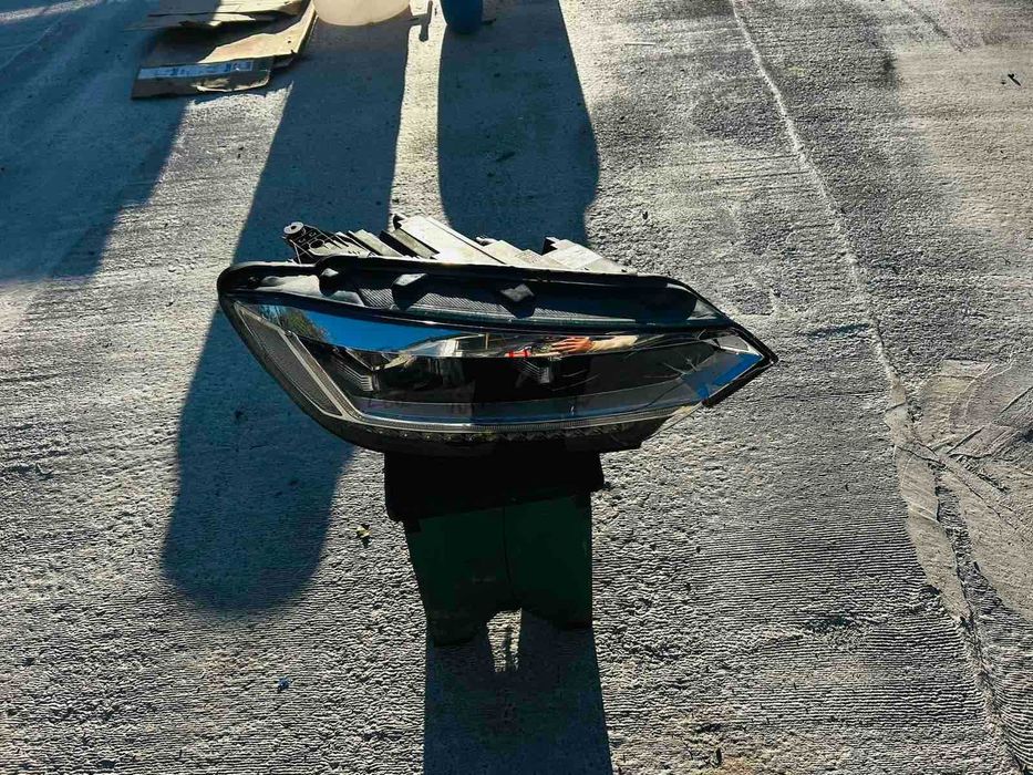 Десен Фар за  VW  TOURAN 17,