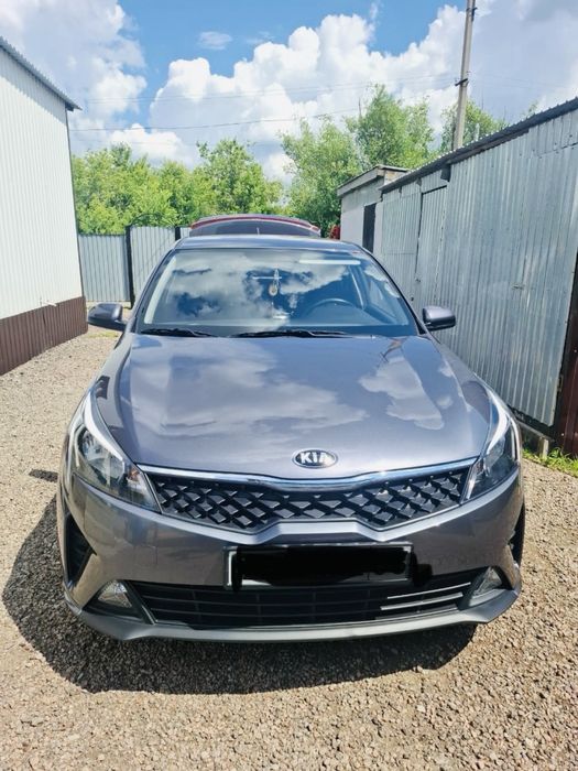 Срочно Продам машину kio rio