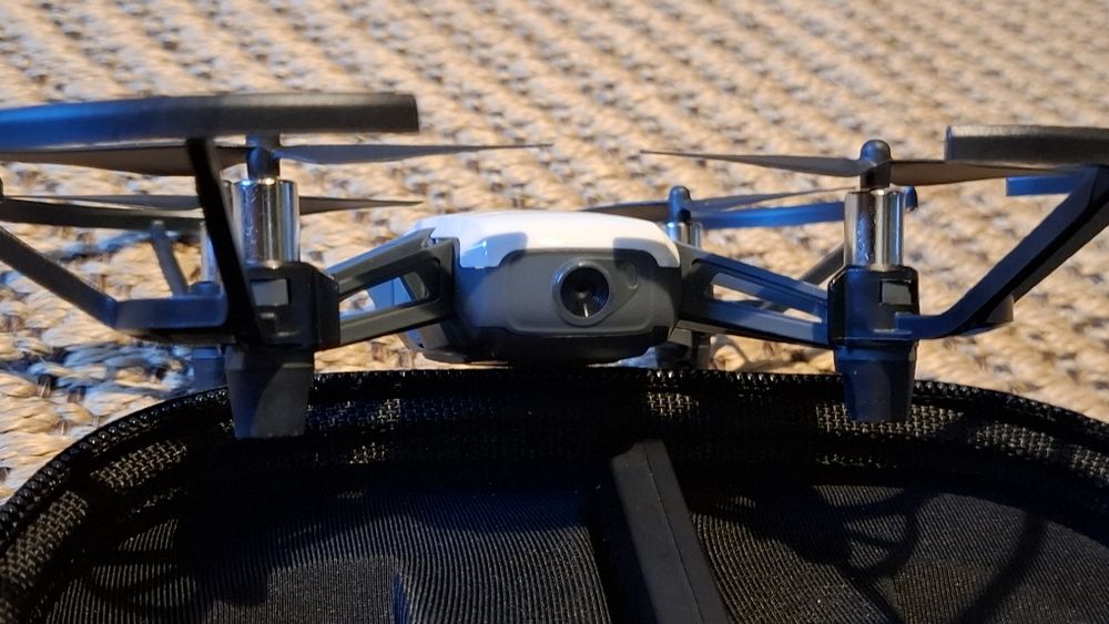 DJI Tello почти нов