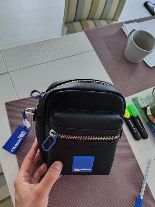 Borseta Karl Lagerfeld de piele