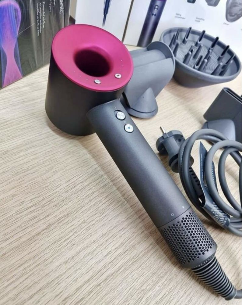 Фен DYSON Supersonic