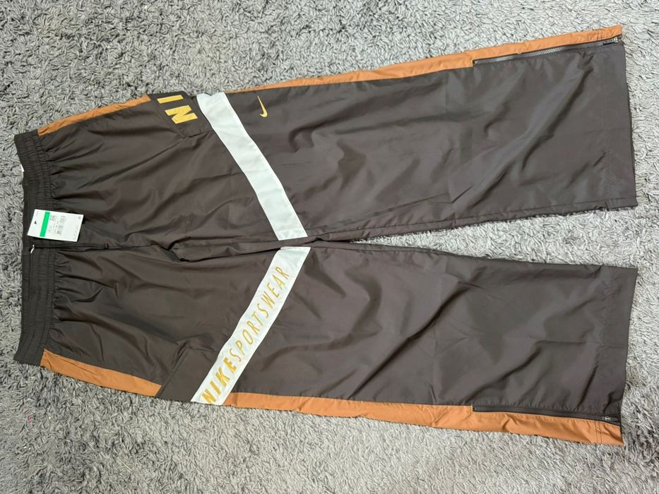 Pantaloni trening nou cu etichetă Nike mărimea XL