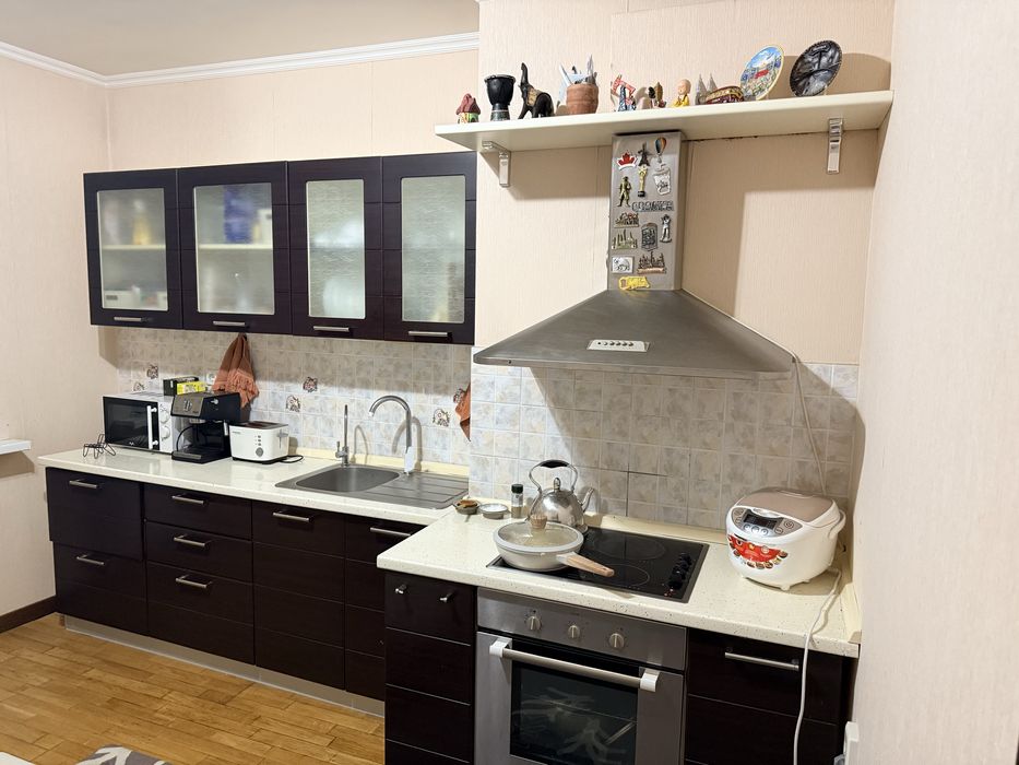 Кухонный гарнитур с техникой