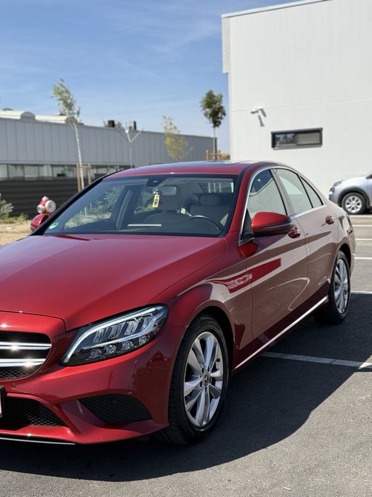 Mercedes-Benz C 200 d • 2019 • 2.0 Diesel •
