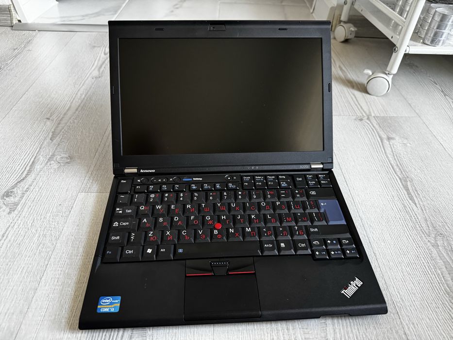 Лаптоп Lenovo x220i като нов