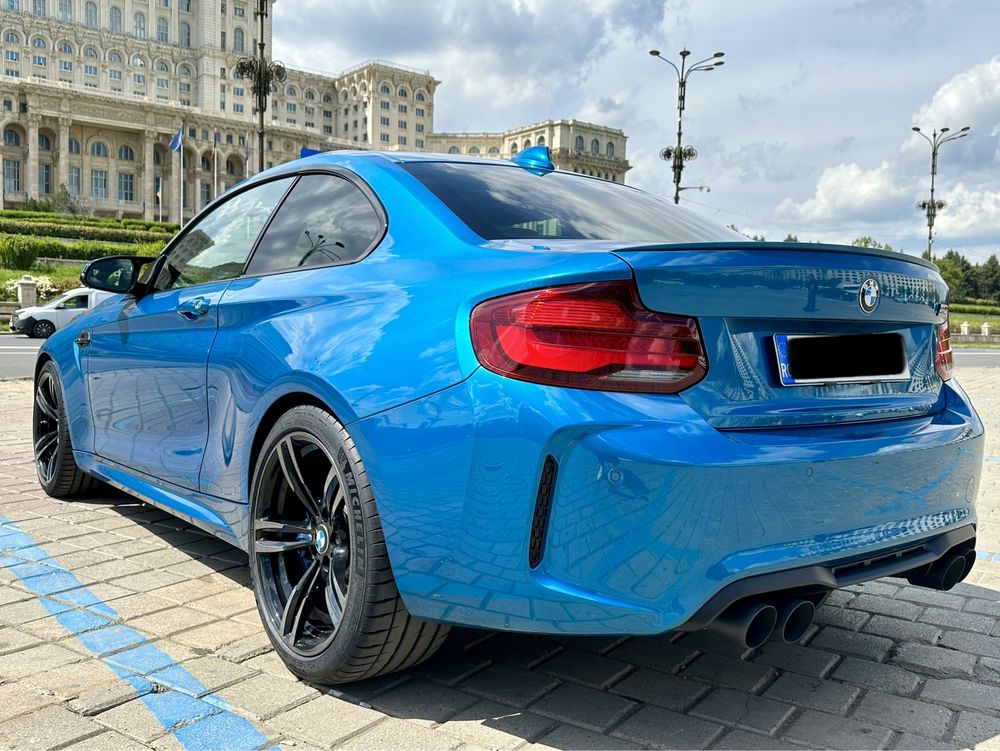 BMW M2 Competition Manual