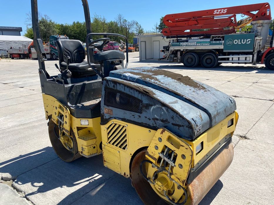 Каток 2 тонн, 3 тонн, 5 тонн, 8 тонн услуги аренды