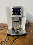 expresor / espressor cafea delonghi perfecta