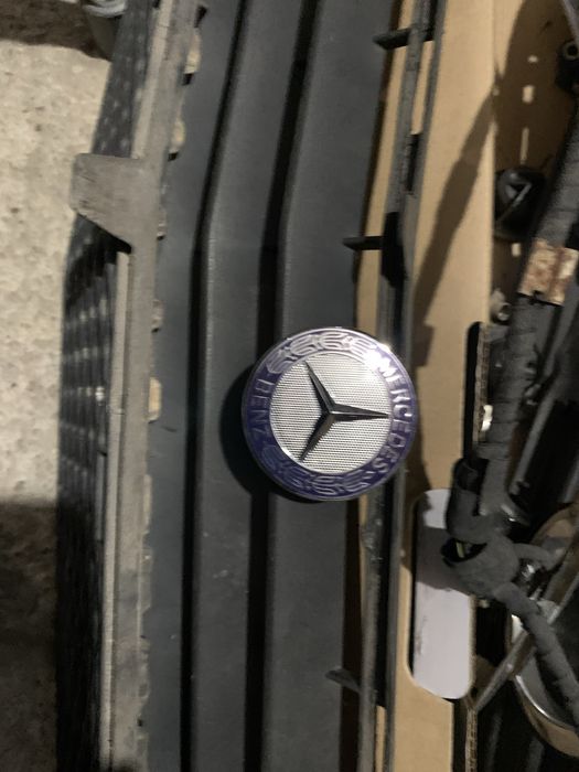 Части от mercedes w204