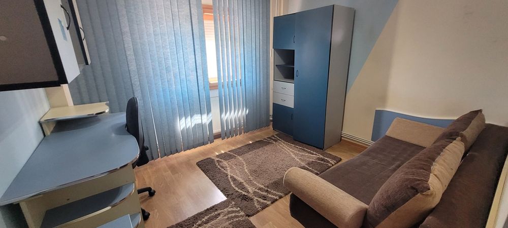 Apartament 2 camere decomandat, etaj 2.
