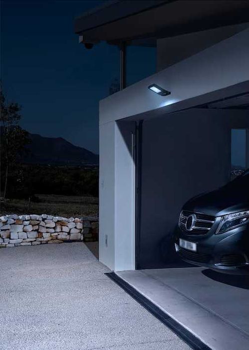 Proiector LED Ledvance Endura, 30W, 2700 lm, lumina neutra