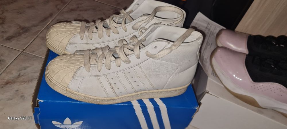 Jordan & Adidas original / 38 / 39