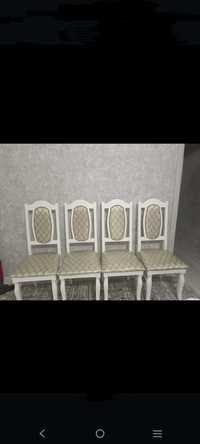 Продаются Стол со стульями