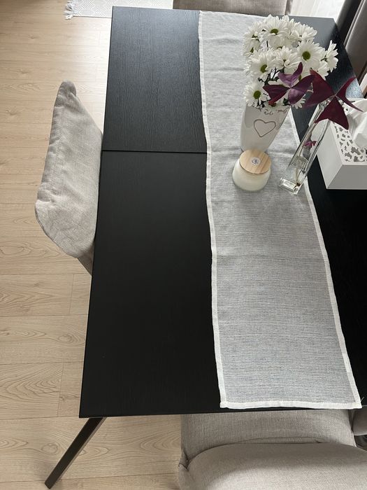 Masa lemn masiv extensibila