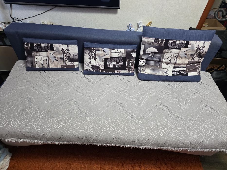 Продам диван, 2 м